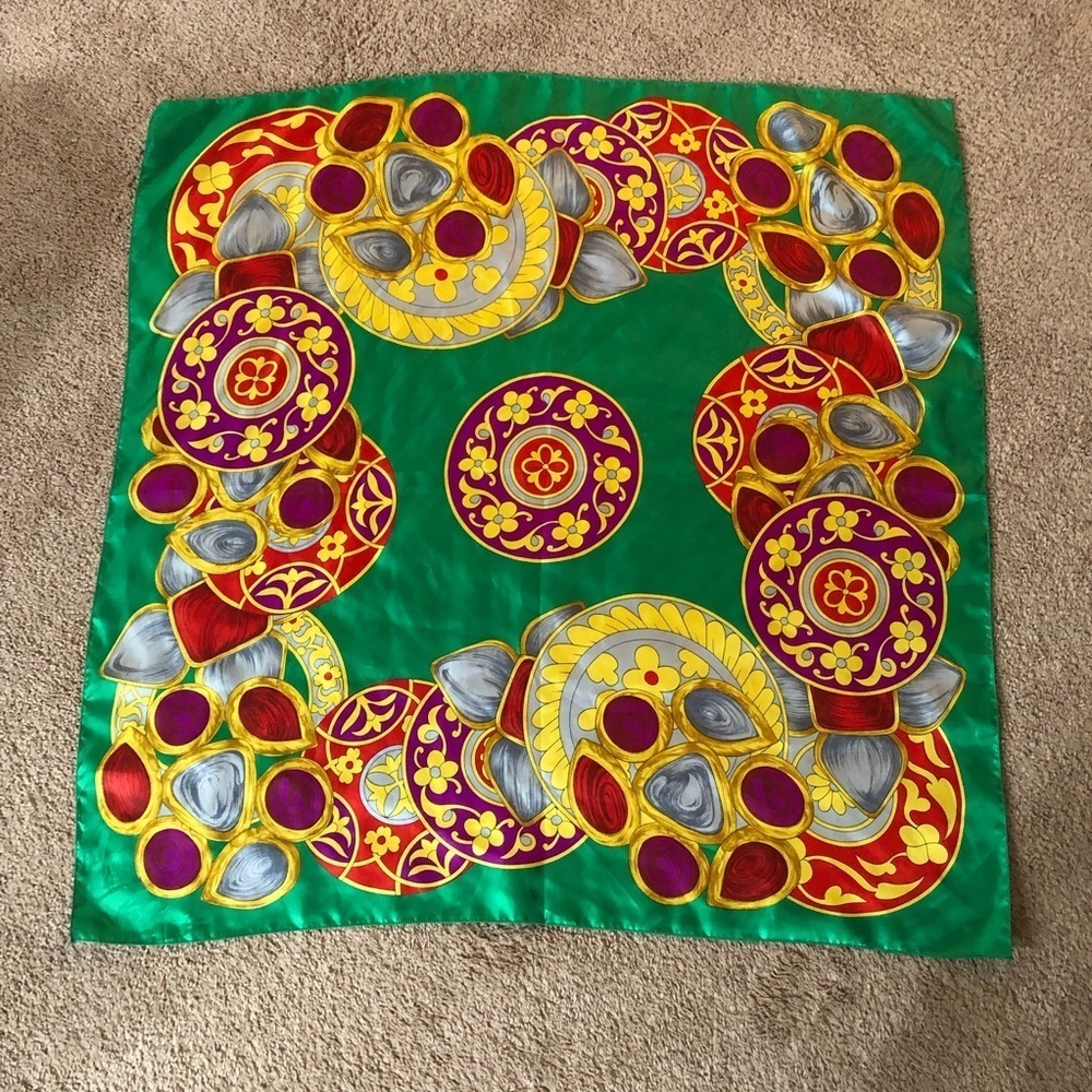 Vintage Berkshire Oversized Scarf Satin Like green gold - Picture 1 of 12